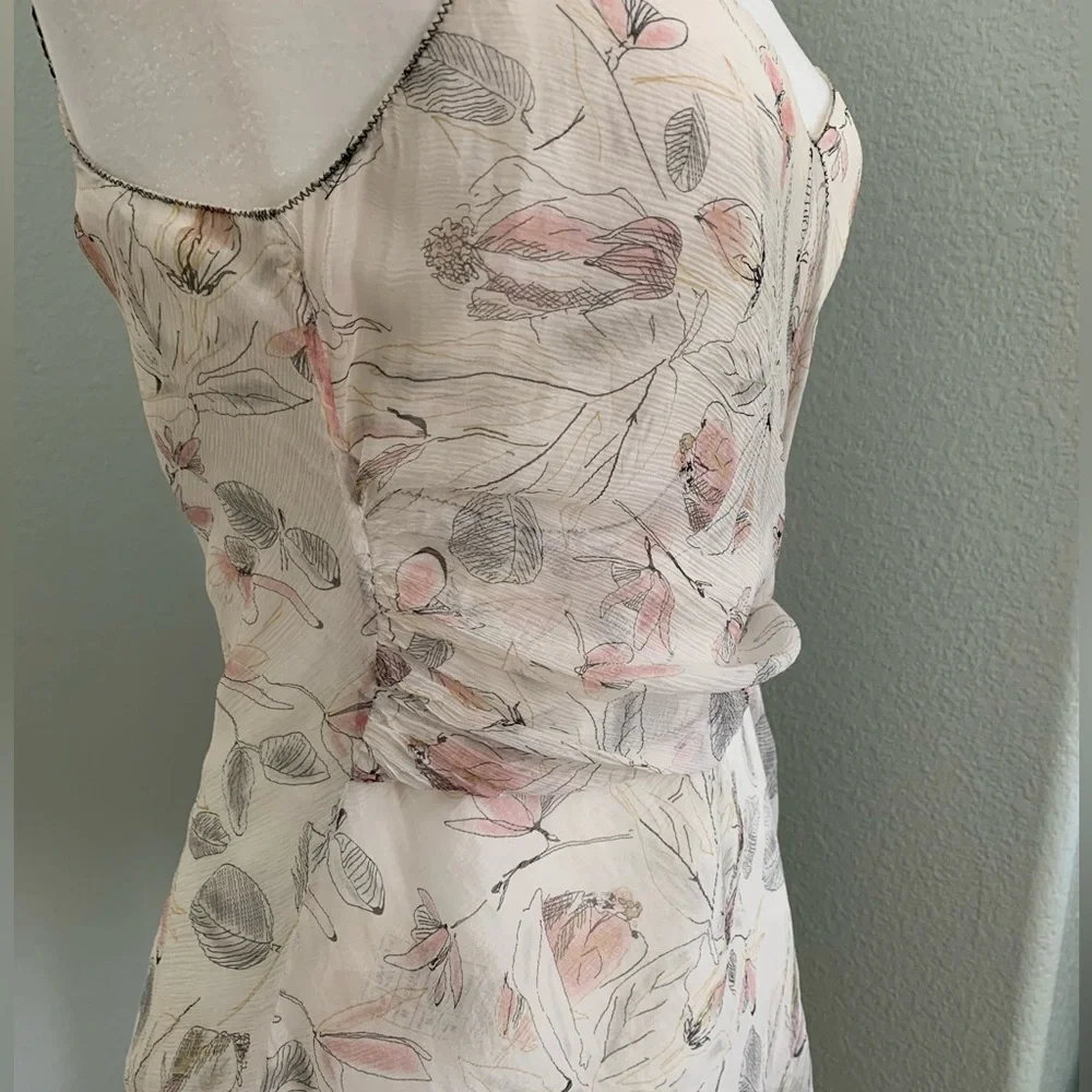 Vintage Max Studio Elegant Floral Top Embellished Straps Silk Sequins Size M - Picture 6 of 9